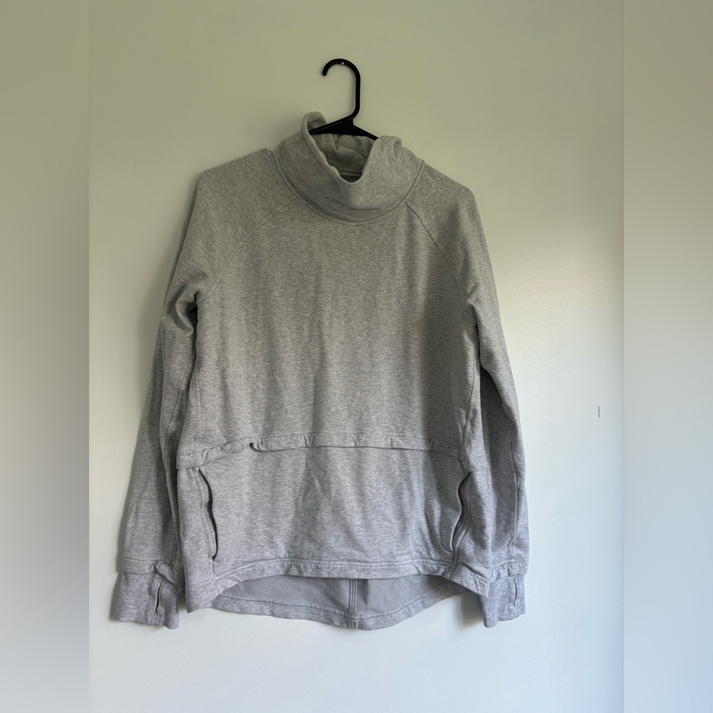 Lululemon Sweatshirt Size 8
